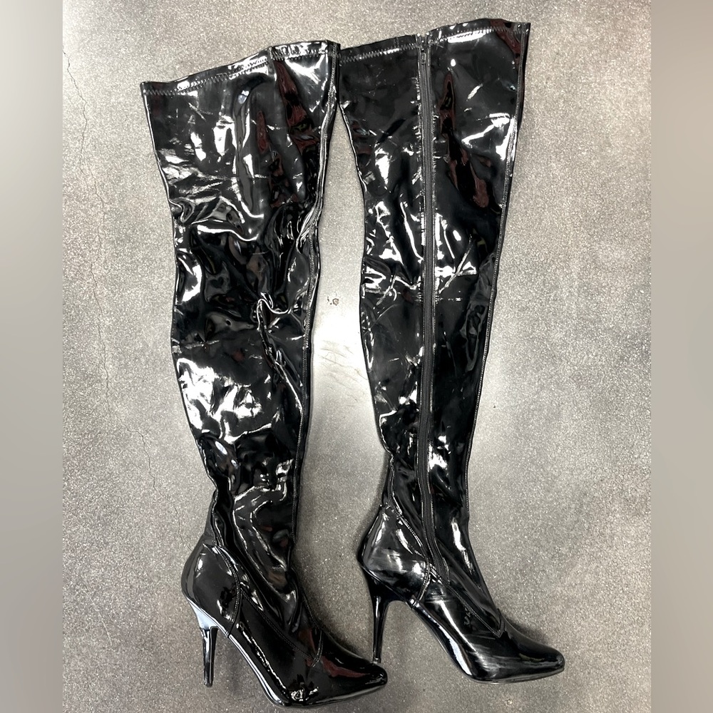 Pleaser Seduce-3000 Black Patent Leather Thigh High Boots